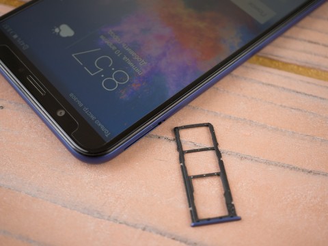  Слот за карти