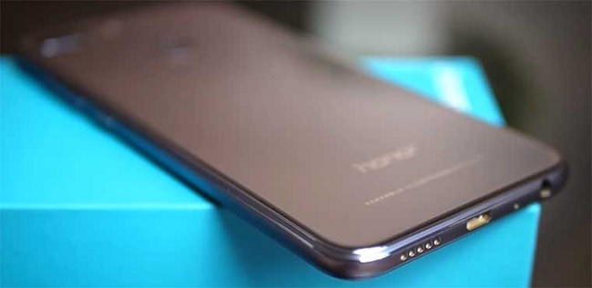  Гърбът на смартфона