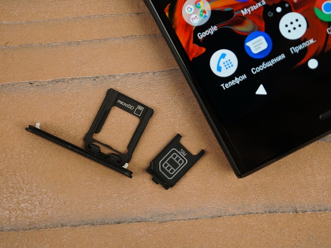  Слотове за карти