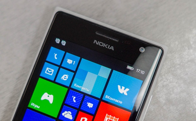  Отгоре на лицевата плоча