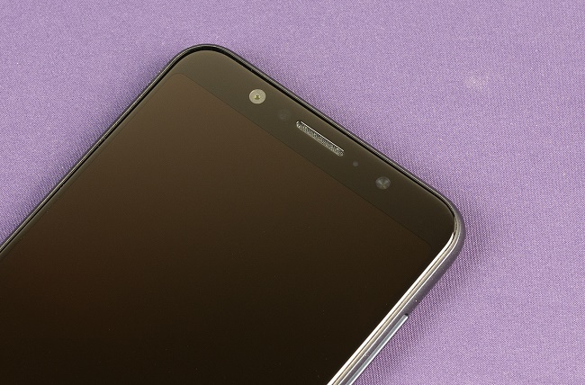  Отгоре на предния панел