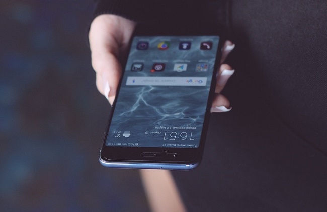  Предния панел отгоре