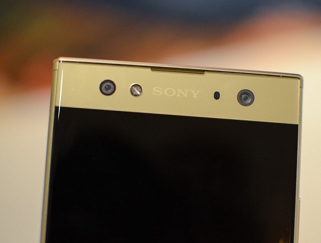  Отгоре на предния панел