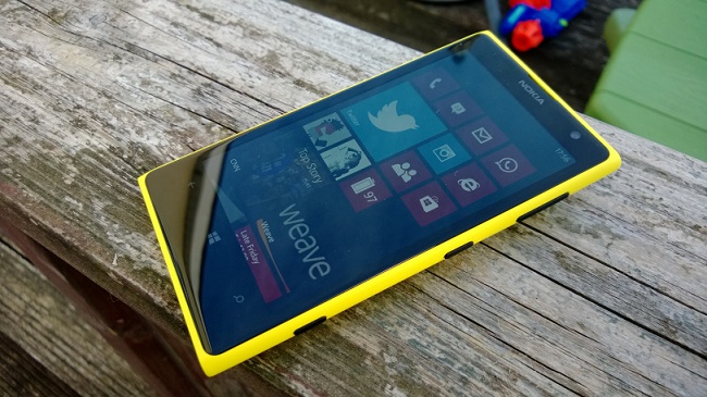  Gorilla Glass 3 с олевбно покритие