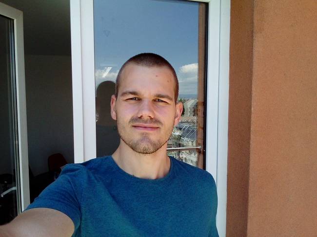  самоснимките